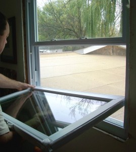 Cambiar una ventana en 5 pasos: 7- Instale la nueva ventana