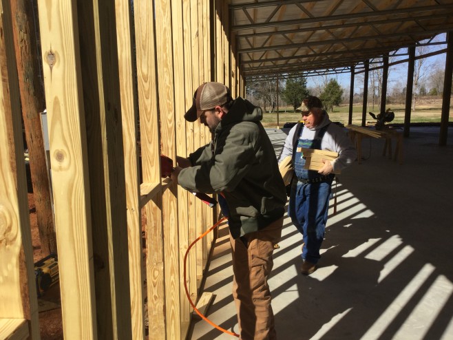 Instalación de paneles de madera contrachapada - Constru-Guía al día