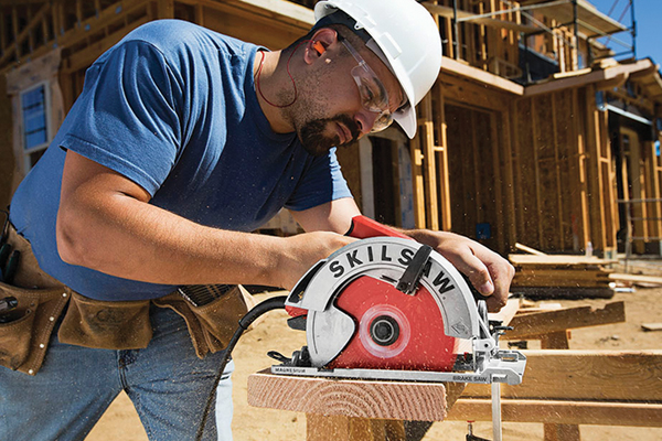 Sierras circulares de impulsión sin fin vs directa.