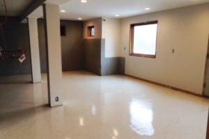 A la hora de pintar los pisos de concreto, es importante tener claro qué tipo de pintura se usará