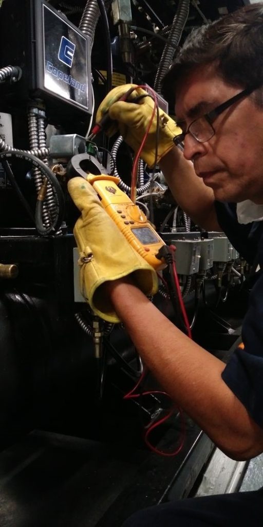 Noé Cortés - técnico de mantenimiento eléctrico